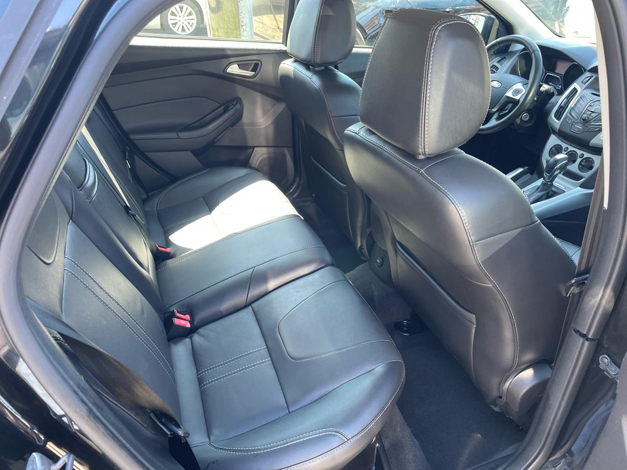 Ford Focus SE Hatch 2013