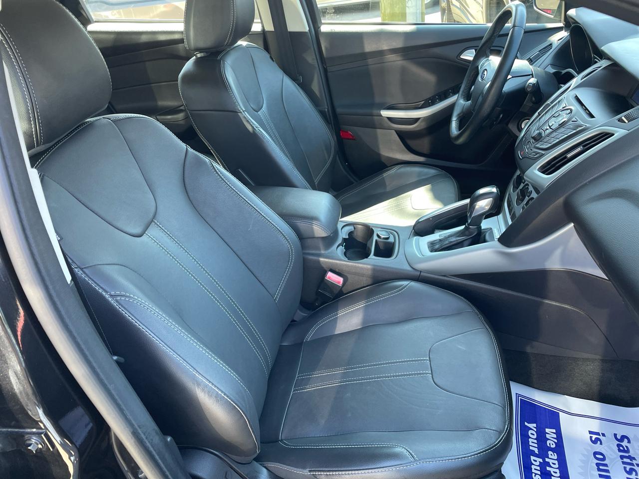 Ford Focus SE Hatch 2013