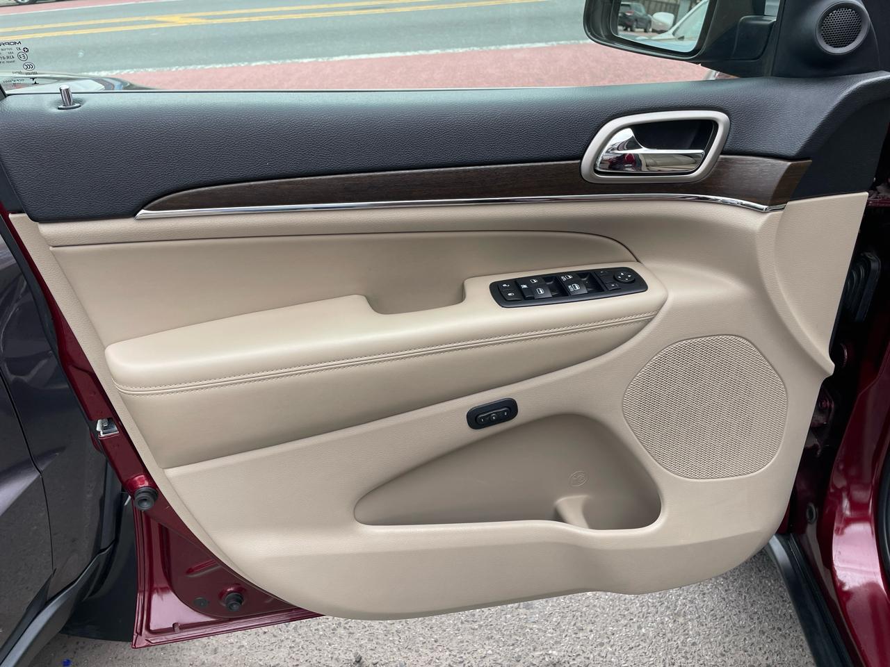 Jeep Grand Cherokee Limited 4WD 2016