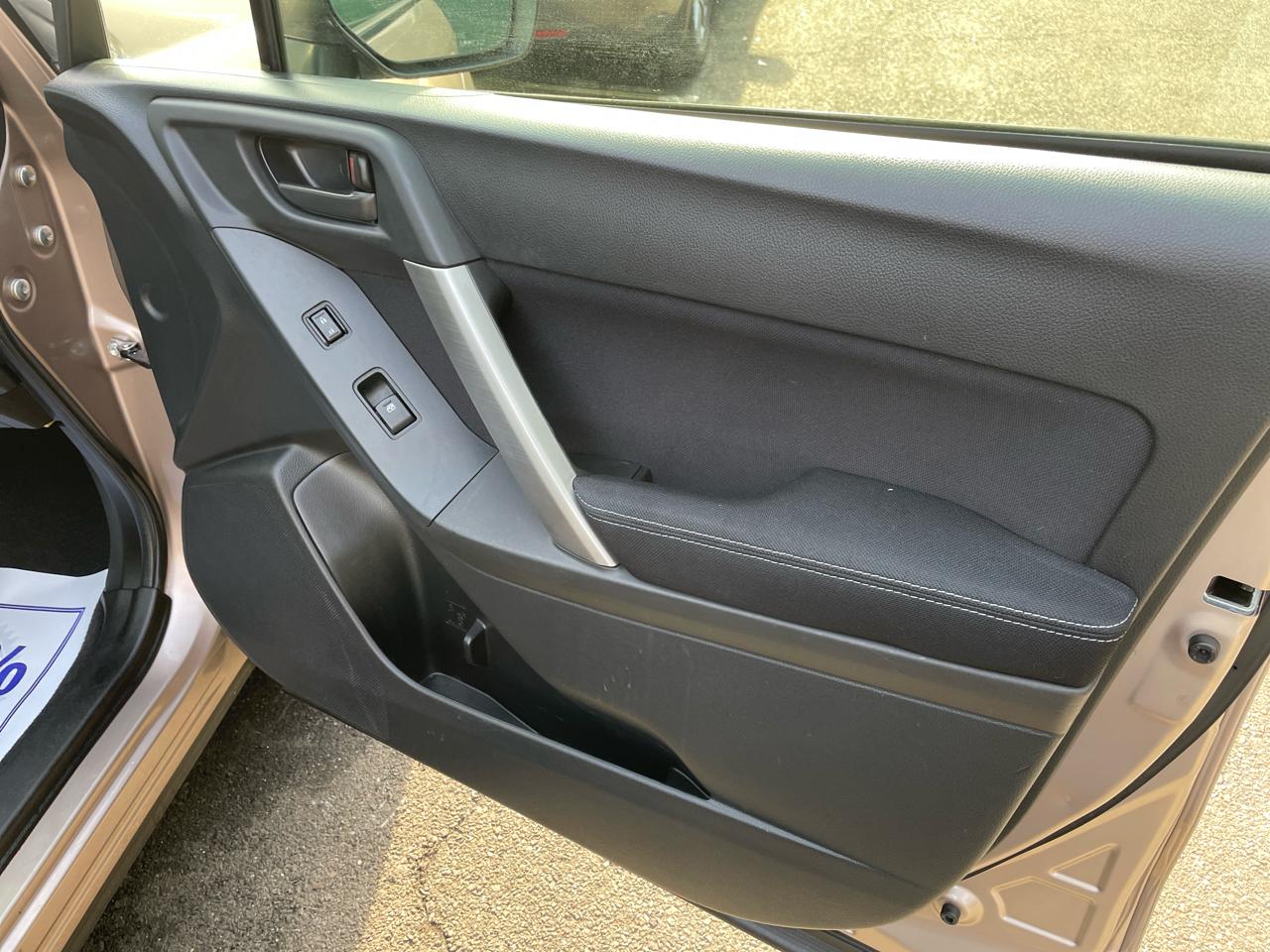 Subaru Forester 2.5i Premium 2015