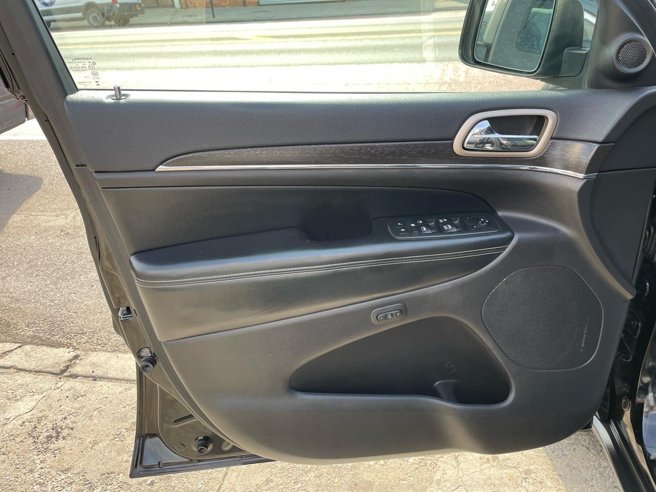 Jeep Grand Cherokee Limited 4WD 2017