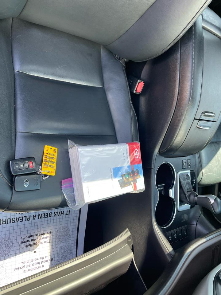 Toyota Highlander XLE AWD V6 2016