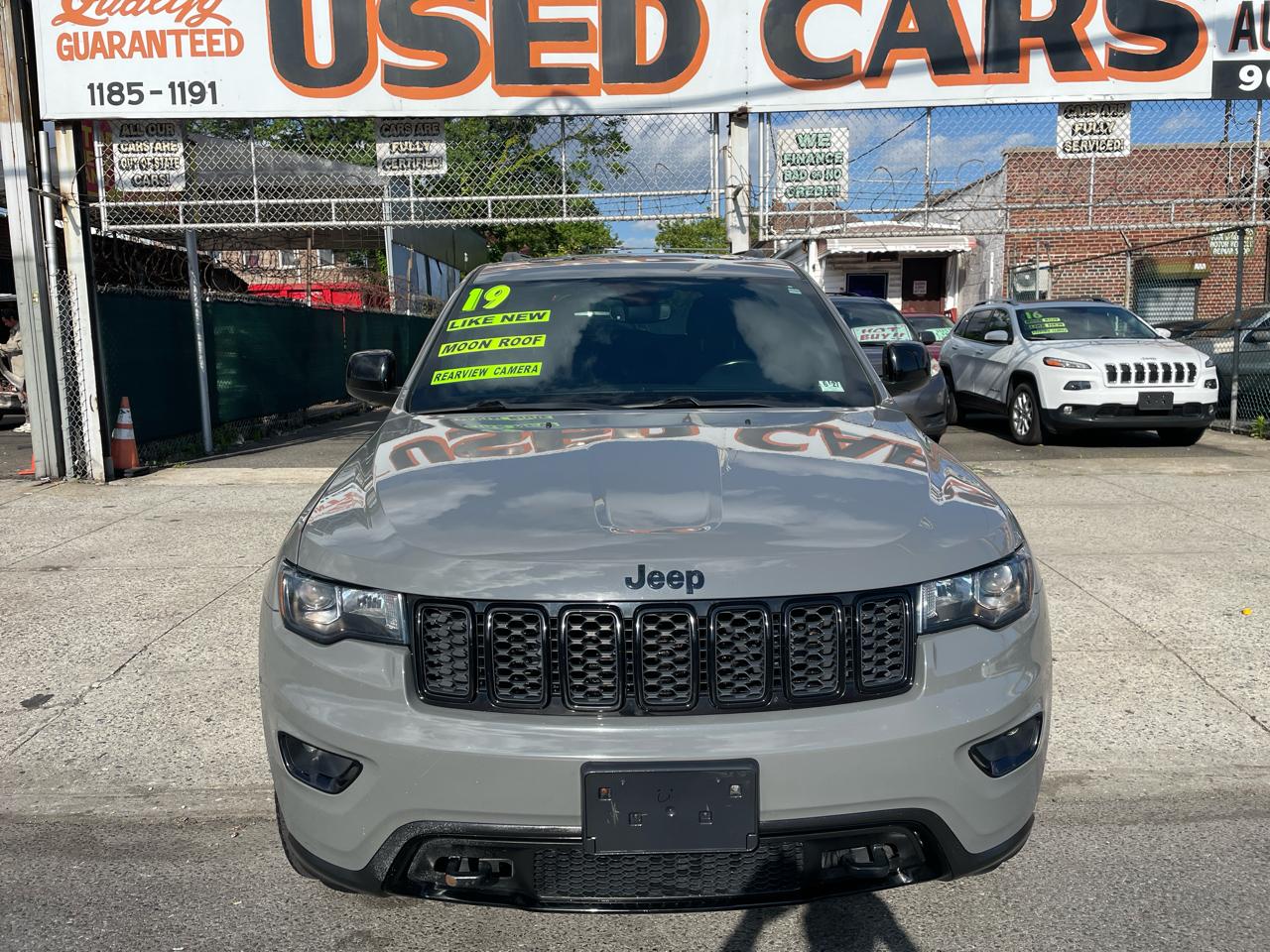 Jeep Grand Cherokee Laredo 4WD 2019