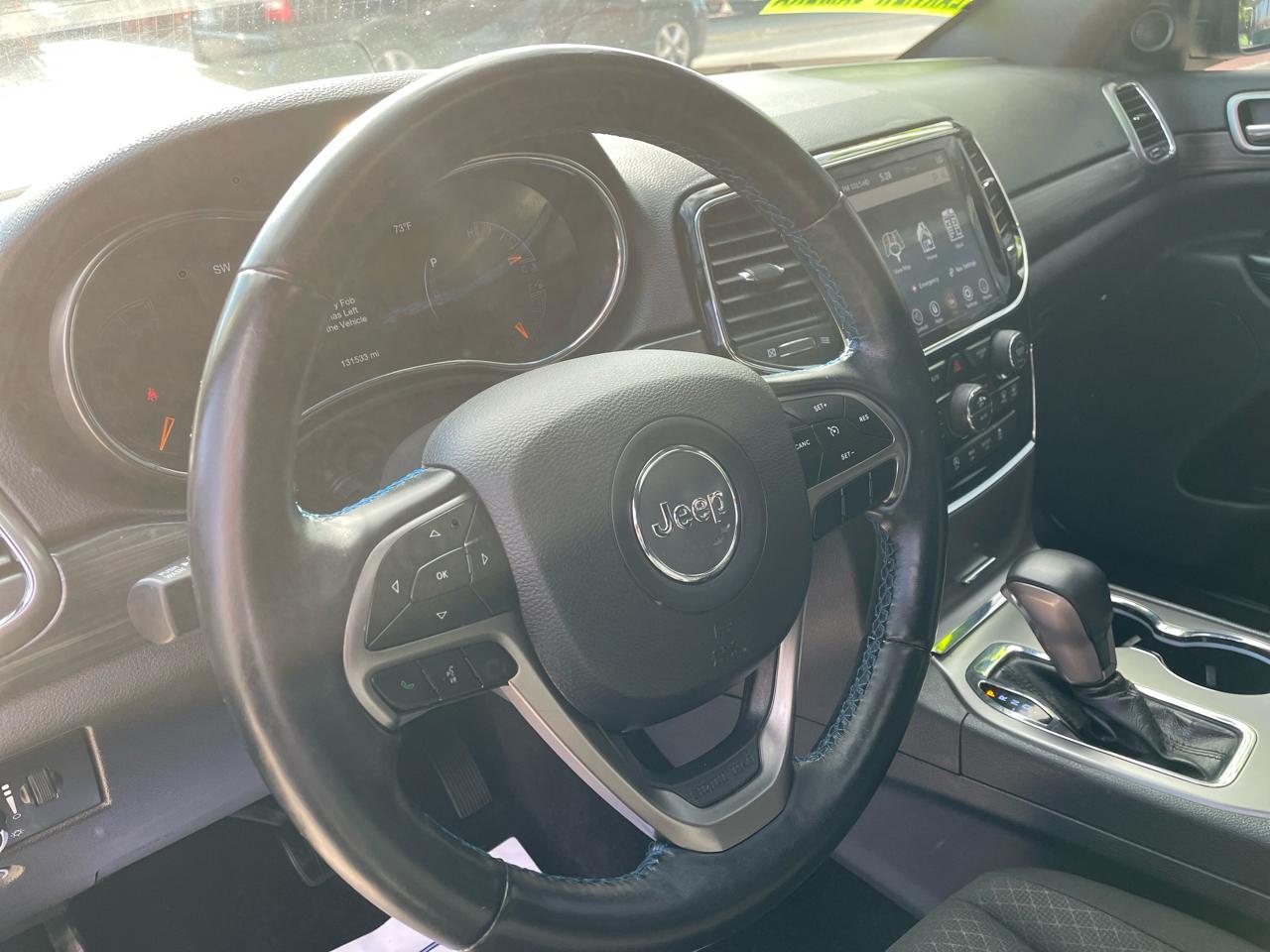 Jeep Grand Cherokee Laredo 4WD 2019