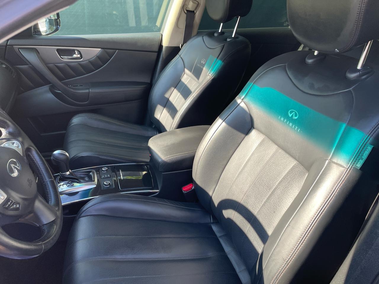 Infiniti QX70 Base AWD 2014