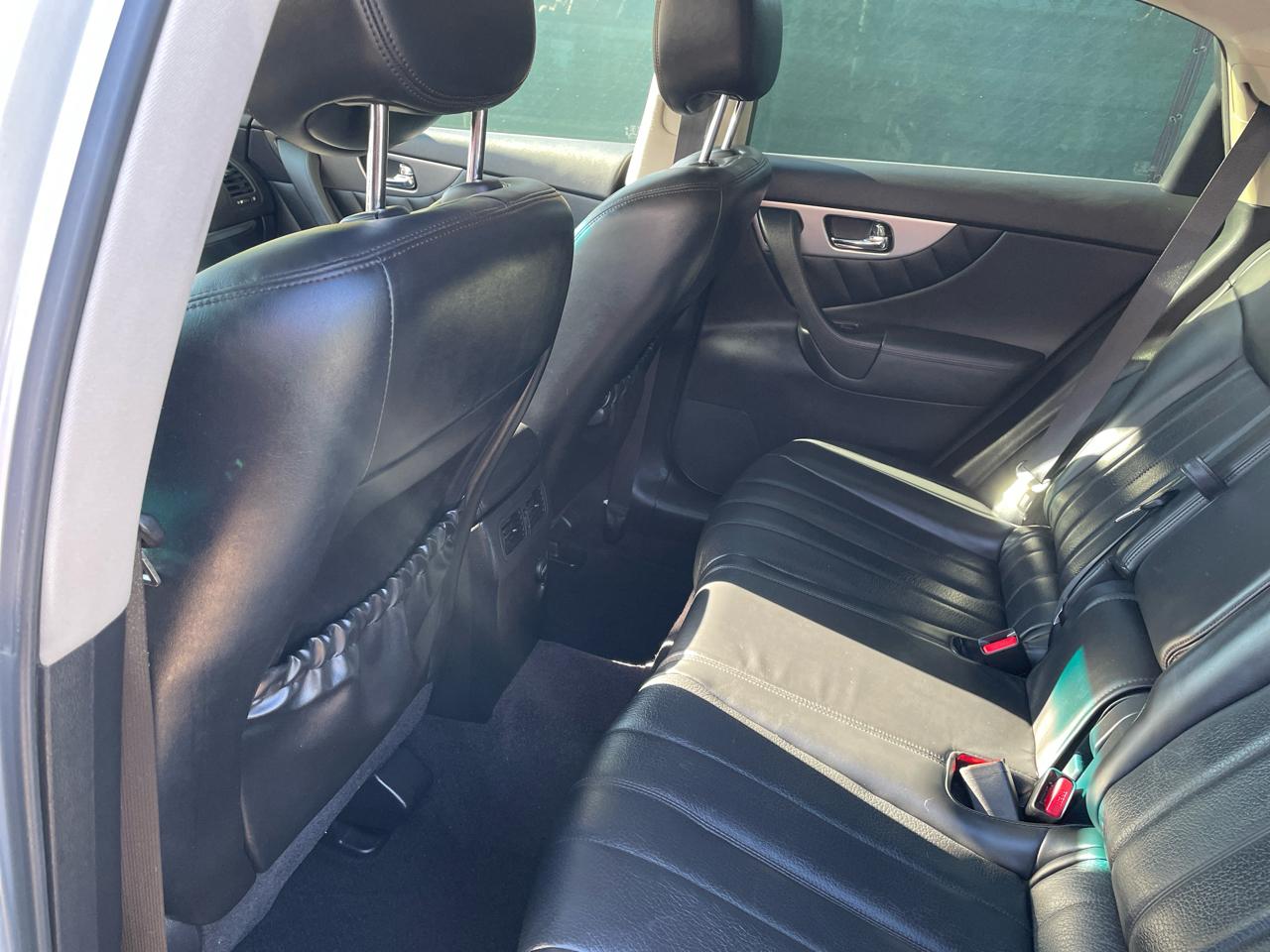 Infiniti QX70 Base AWD 2014