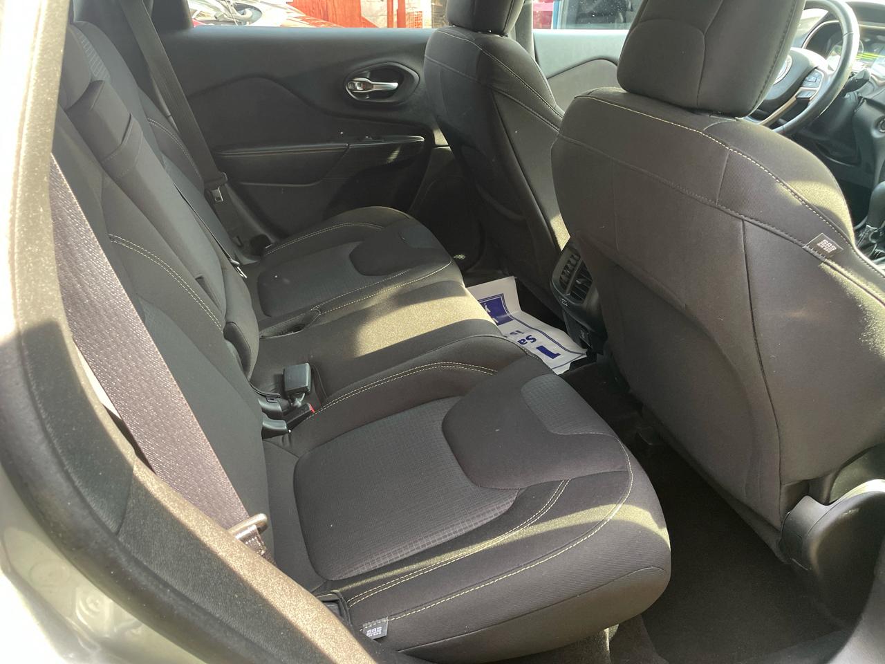 Jeep Cherokee Latitude 4WD 2016