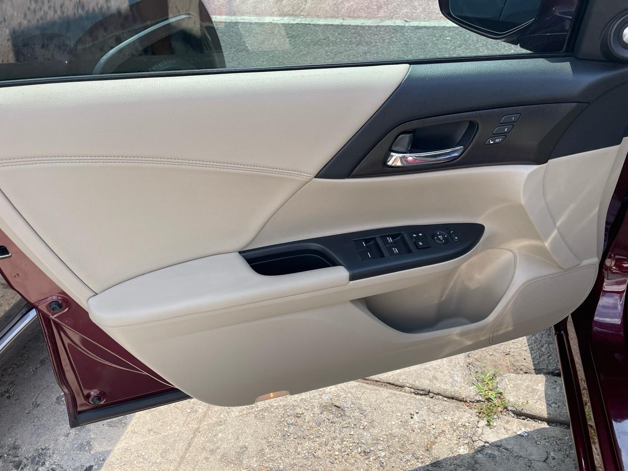 Honda Accord EX-L V6 Sedan AT 2013