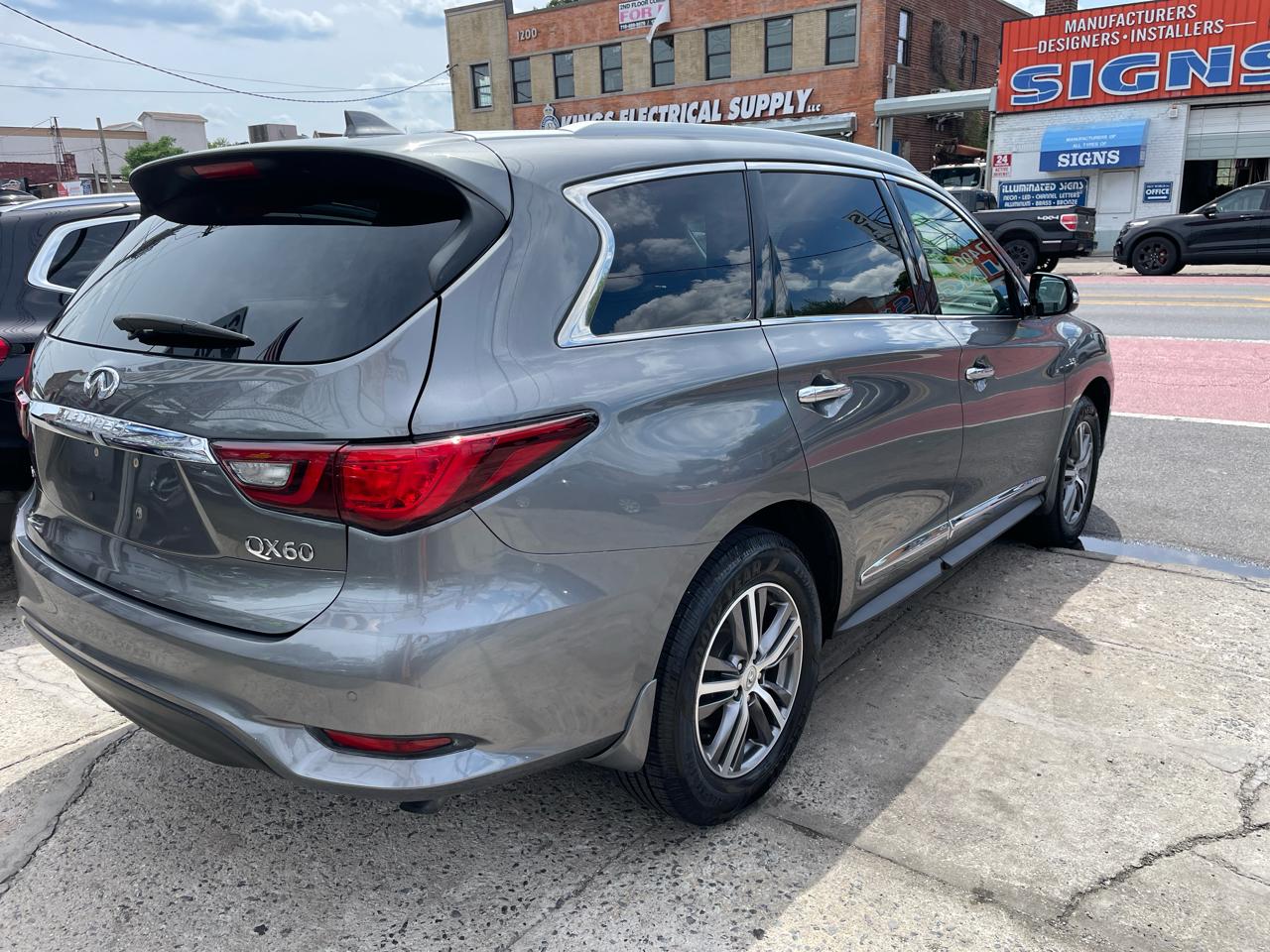 Infiniti QX60 LUXE AWD 2019