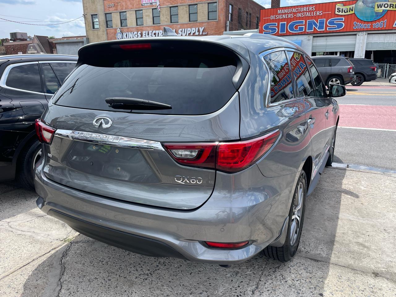 Infiniti QX60 LUXE AWD 2019