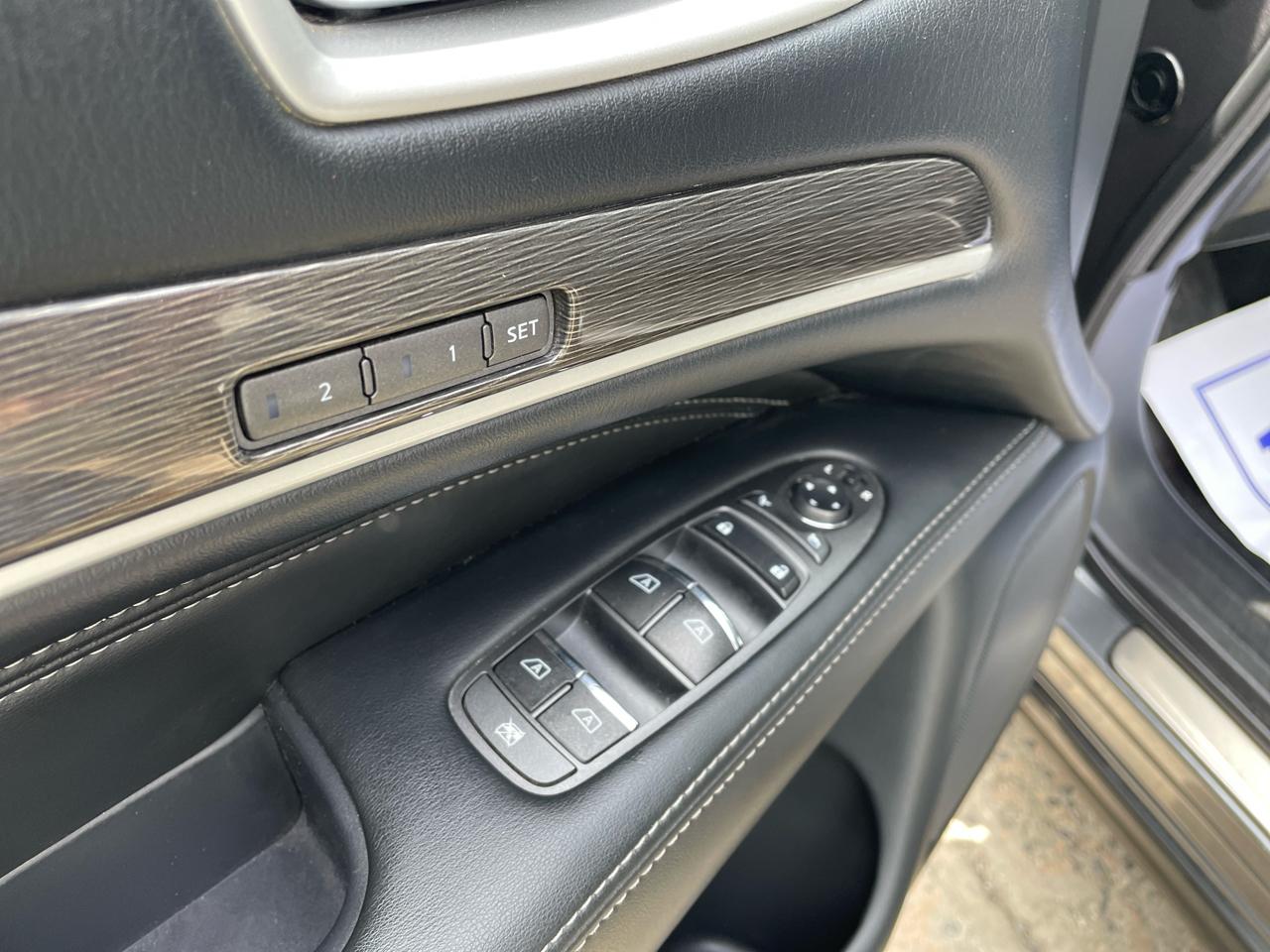 Infiniti QX60 LUXE AWD 2019