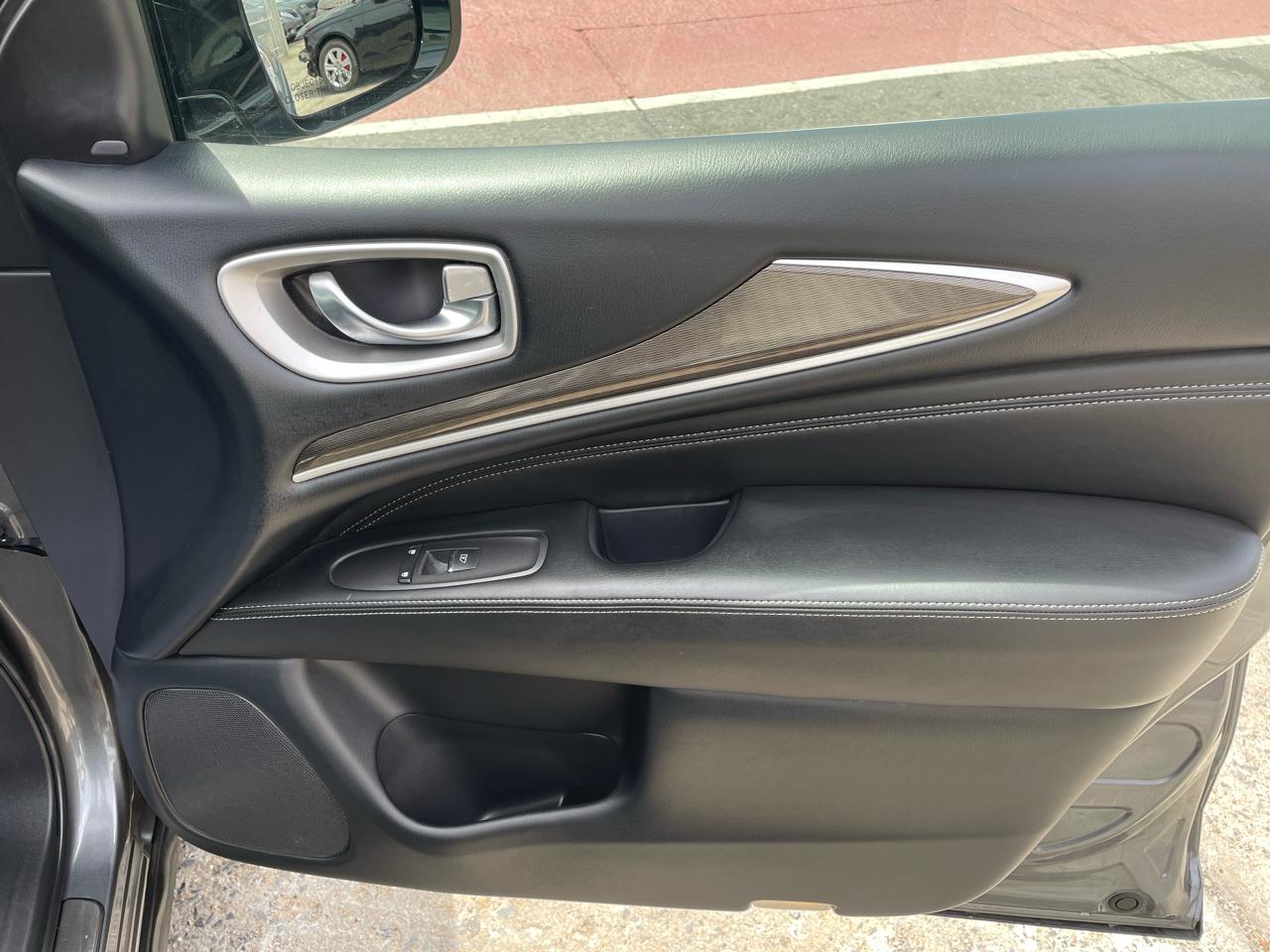 Infiniti QX60 LUXE AWD 2019