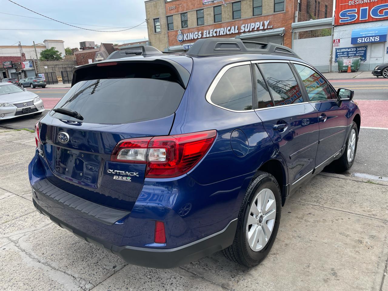 Subaru Outback 2.5i Premium 2017
