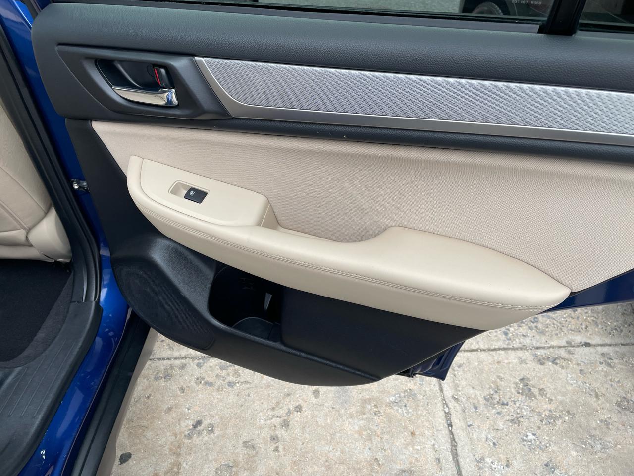 Subaru Outback 2.5i Premium 2017