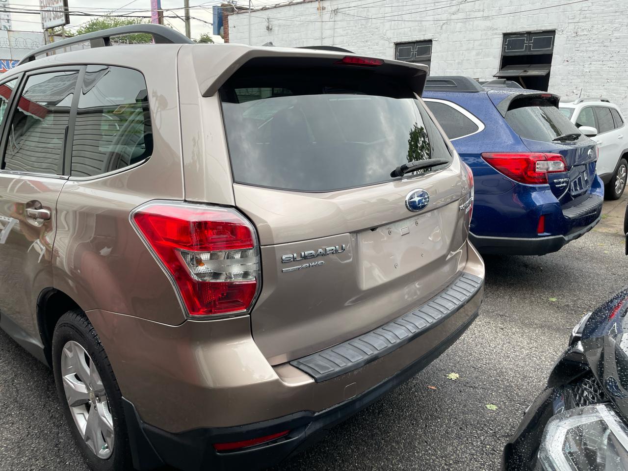 Subaru Forester 2.5i Limited 2015