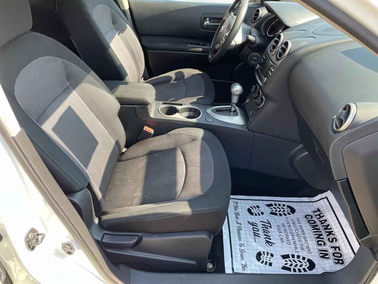 Nissan Rogue S AWD 2013
