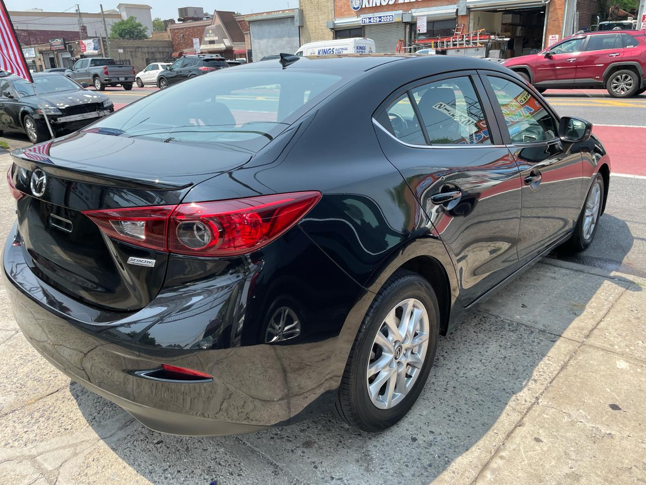 Mazda MAZDA3 i Touring AT 4-Door 2014