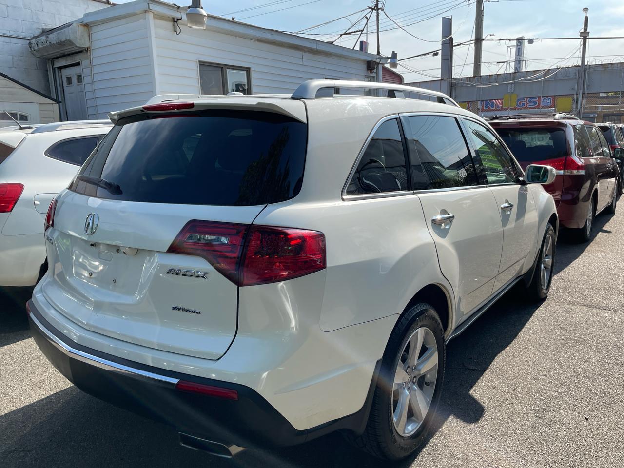 Acura MDX 6-Spd AT w/Tech Package 2012