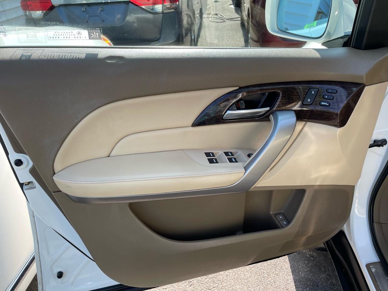 Acura MDX 6-Spd AT w/Tech Package 2012