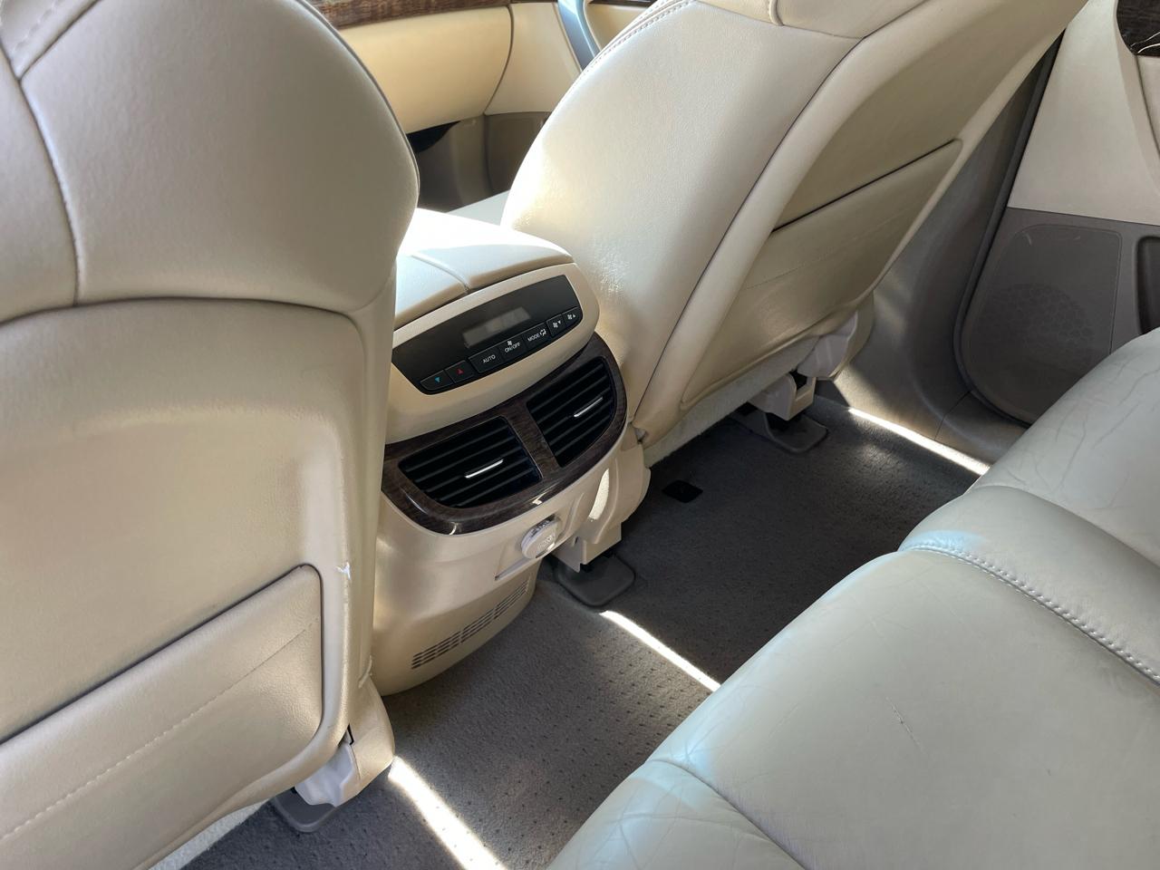 Acura MDX 6-Spd AT w/Tech Package 2012