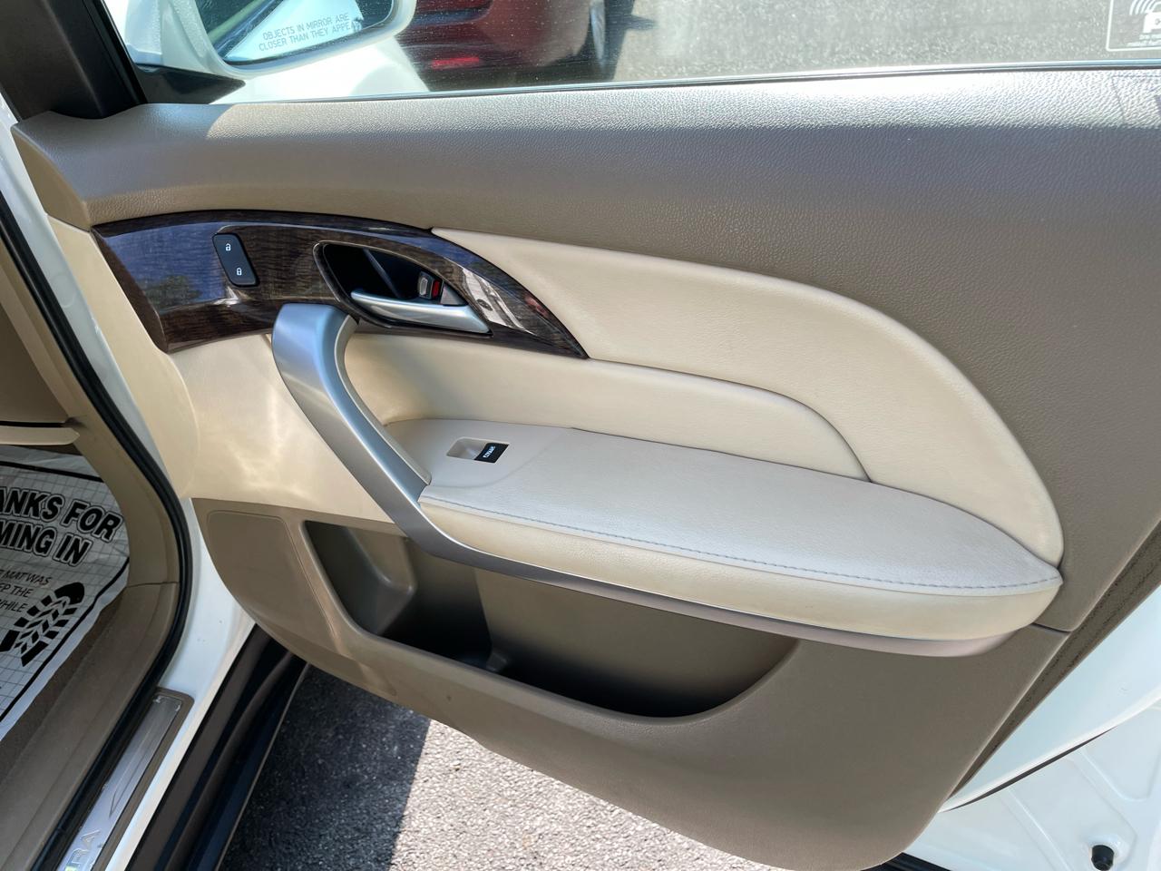 Acura MDX 6-Spd AT w/Tech Package 2012