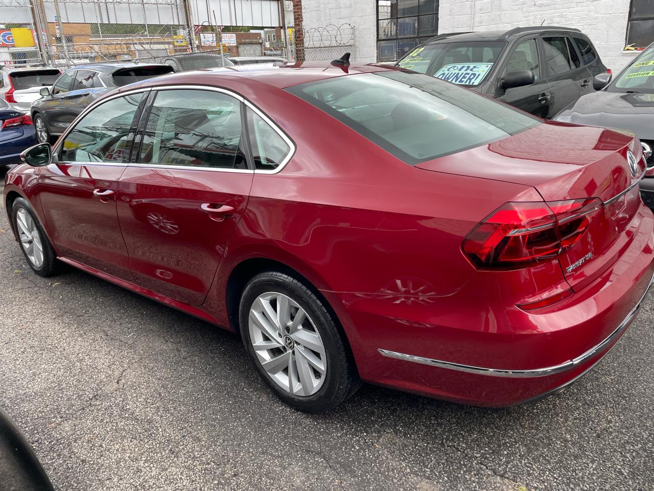 Volkswagen Passat SE 2018