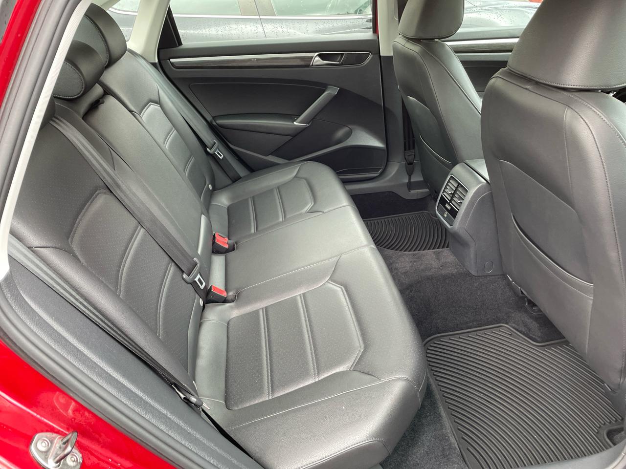 Volkswagen Passat SE 2018