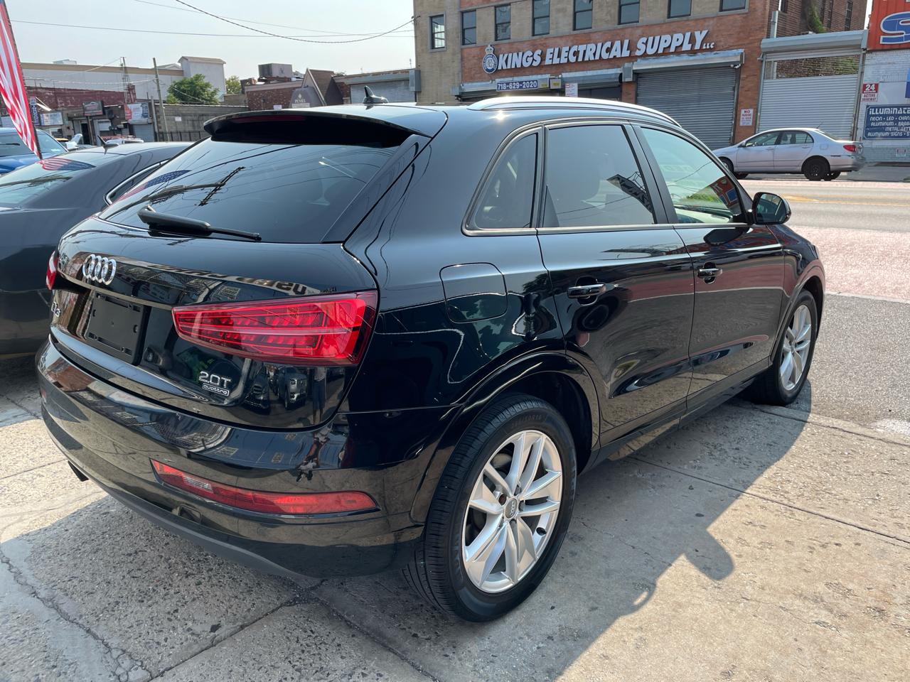 Audi Q3 Premium quattro 2017