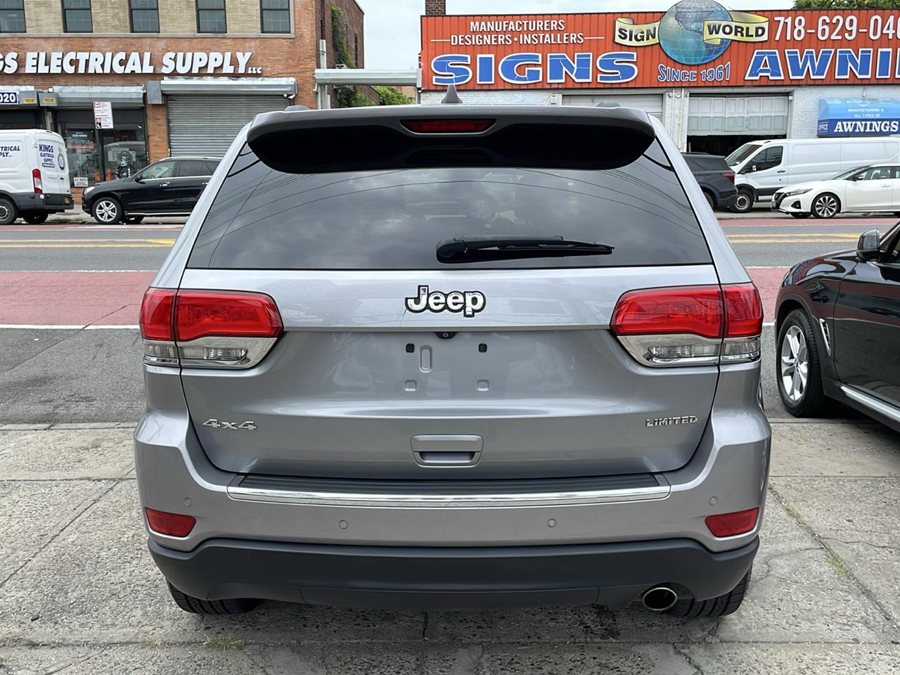 Jeep Grand Cherokee Limited 4WD 2015