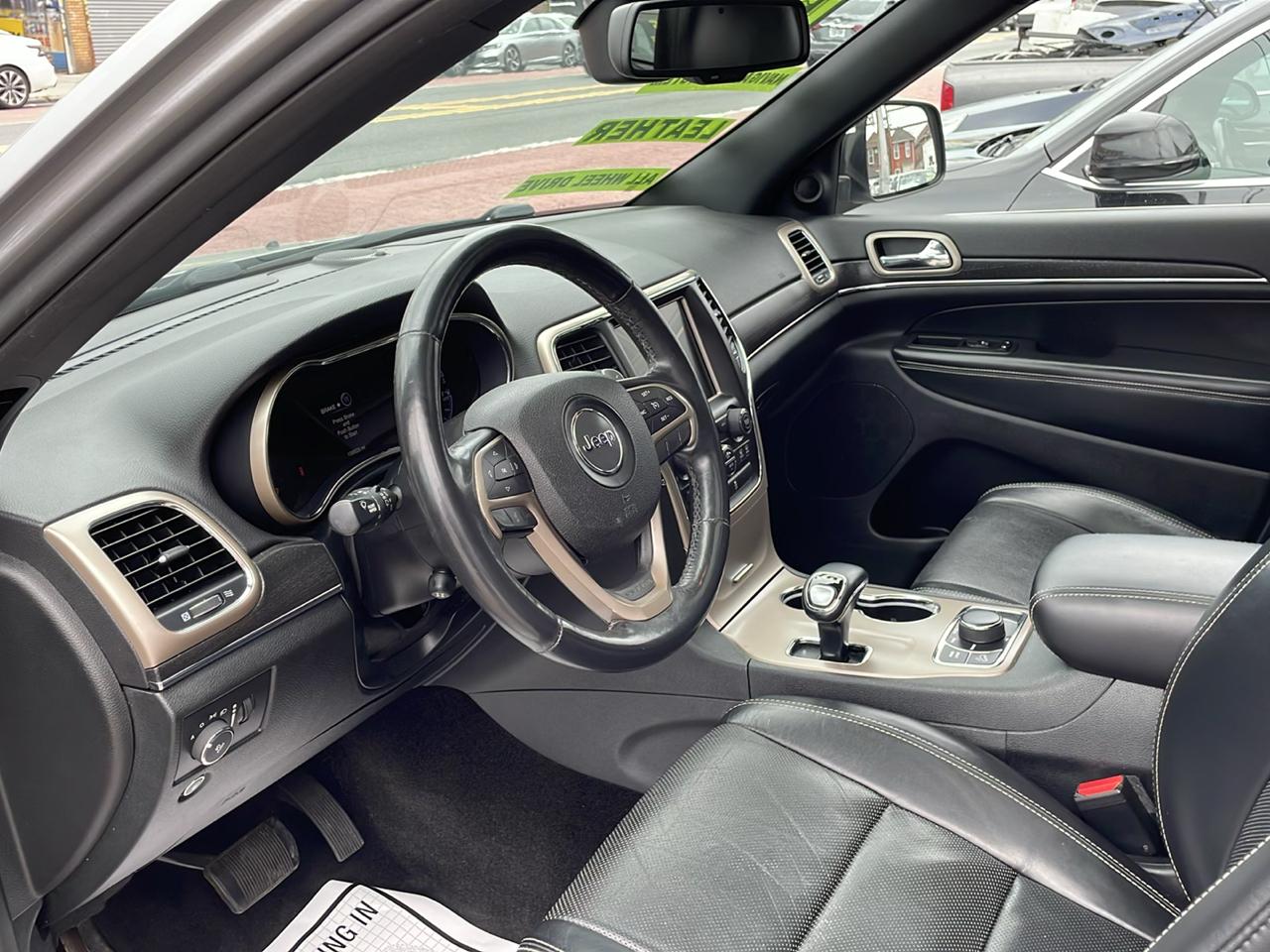 Jeep Grand Cherokee Limited 4WD 2015