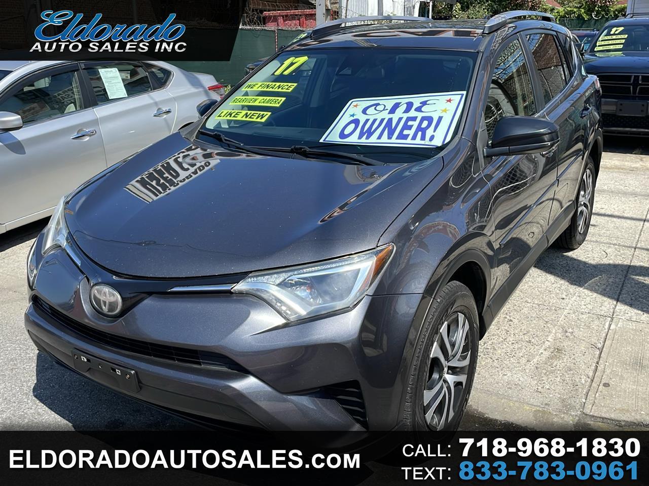 Toyota RAV4 LE AWD 2017
