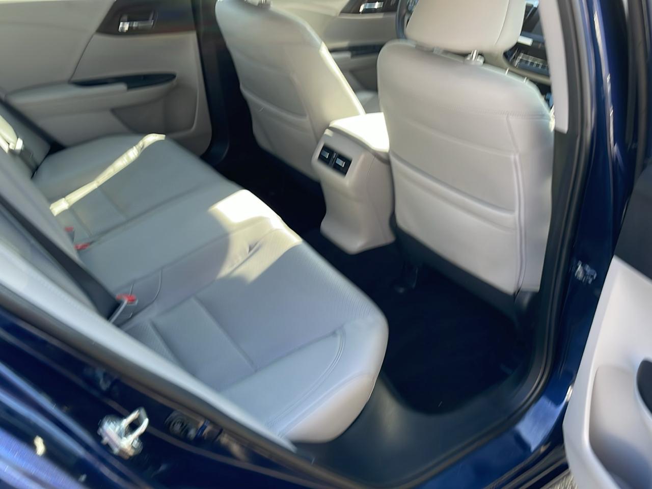 Honda Accord EX-L Sedan CVT 2017
