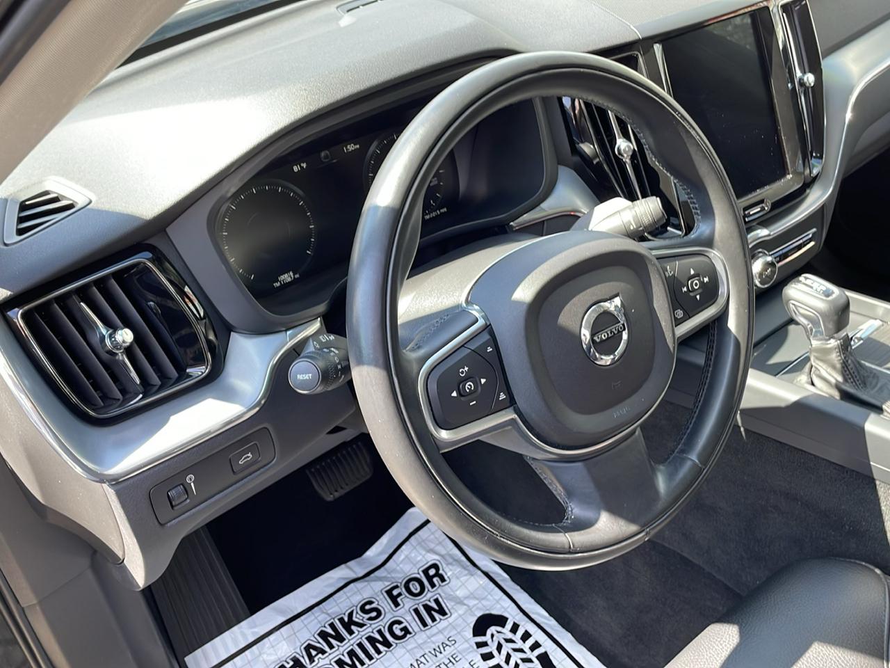 Volvo XC60 T5 Momentum AWD 2018