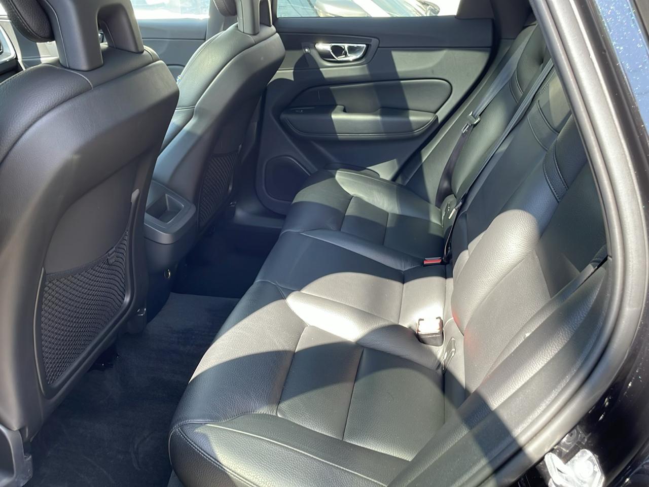 Volvo XC60 T5 Momentum AWD 2018