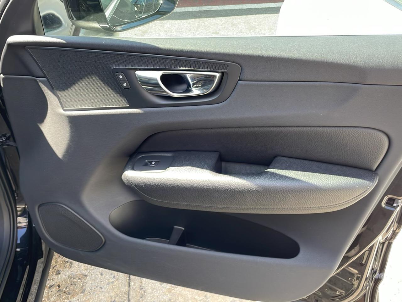 Volvo XC60 T5 Momentum AWD 2018