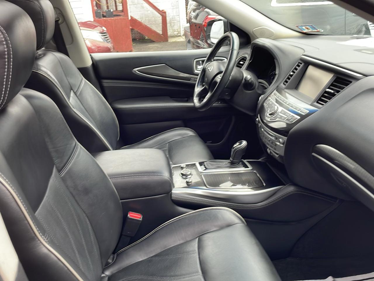 Infiniti QX60 Base AWD 2016