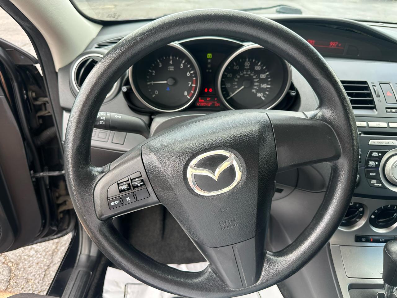 Mazda MAZDA3 4dr Sdn Auto i Sport 2011