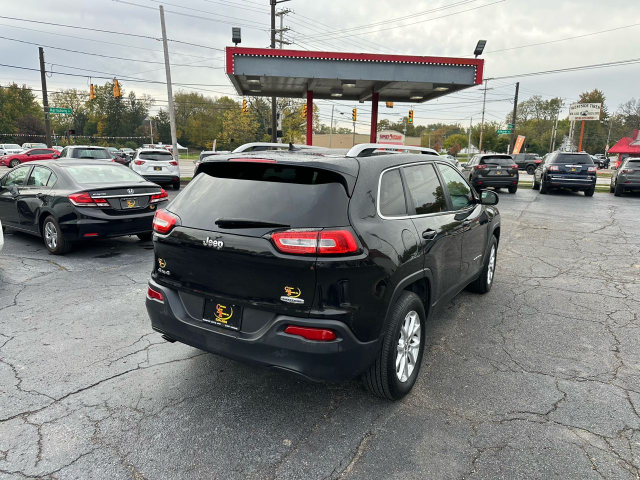Jeep Cherokee 4WD 4dr Latitude 2014 Jeep Cherokee 4WD 4dr Latitude 2014
