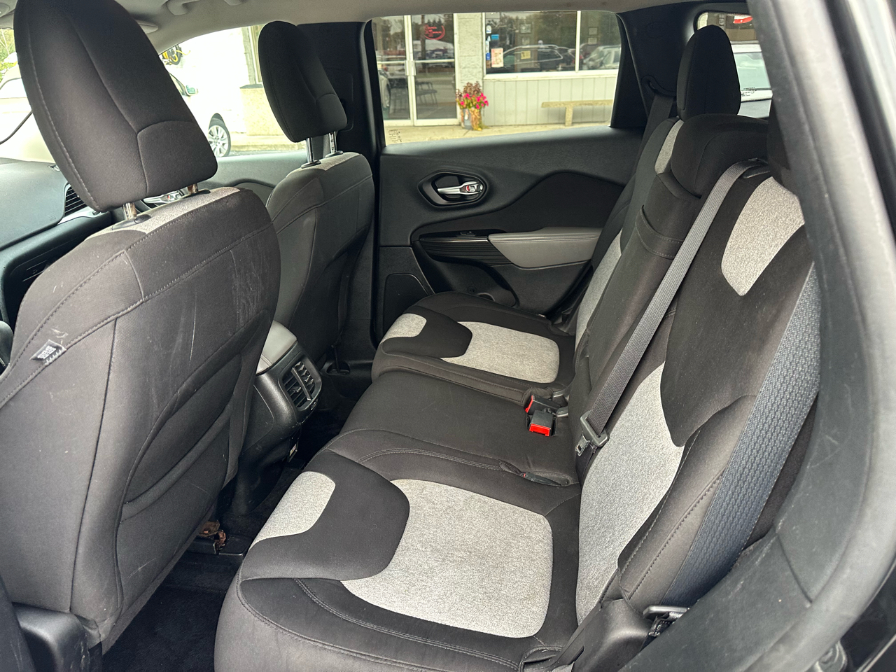 Jeep Cherokee 4WD 4dr Latitude 2014 Jeep Cherokee 4WD 4dr Latitude 2014