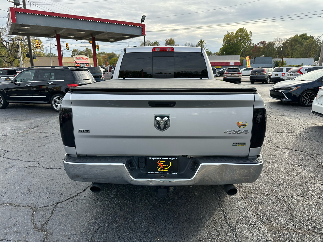 RAM 1500 4WD Quad Cab 140.5" SLT 2013 RAM 1500 4WD Quad Cab 140.5" SLT 2013