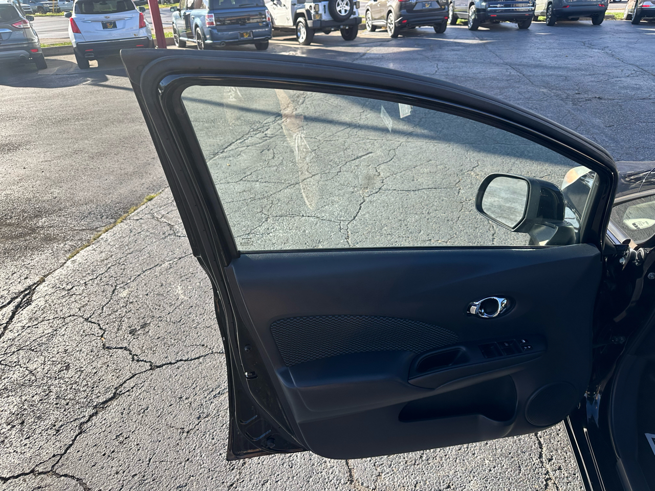 Nissan Versa Note 5dr HB CVT 1.6 SV 2014 Nissan Versa Note 5dr HB CVT 1.6 SV 2014