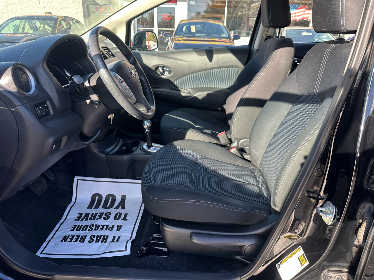 Nissan Versa Note 5dr HB CVT 1.6 SV 2014 Nissan Versa Note 5dr HB CVT 1.6 SV 2014
