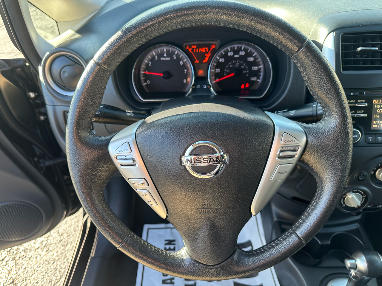 Nissan Versa Note 5dr HB CVT 1.6 SV 2014 Nissan Versa Note 5dr HB CVT 1.6 SV 2014