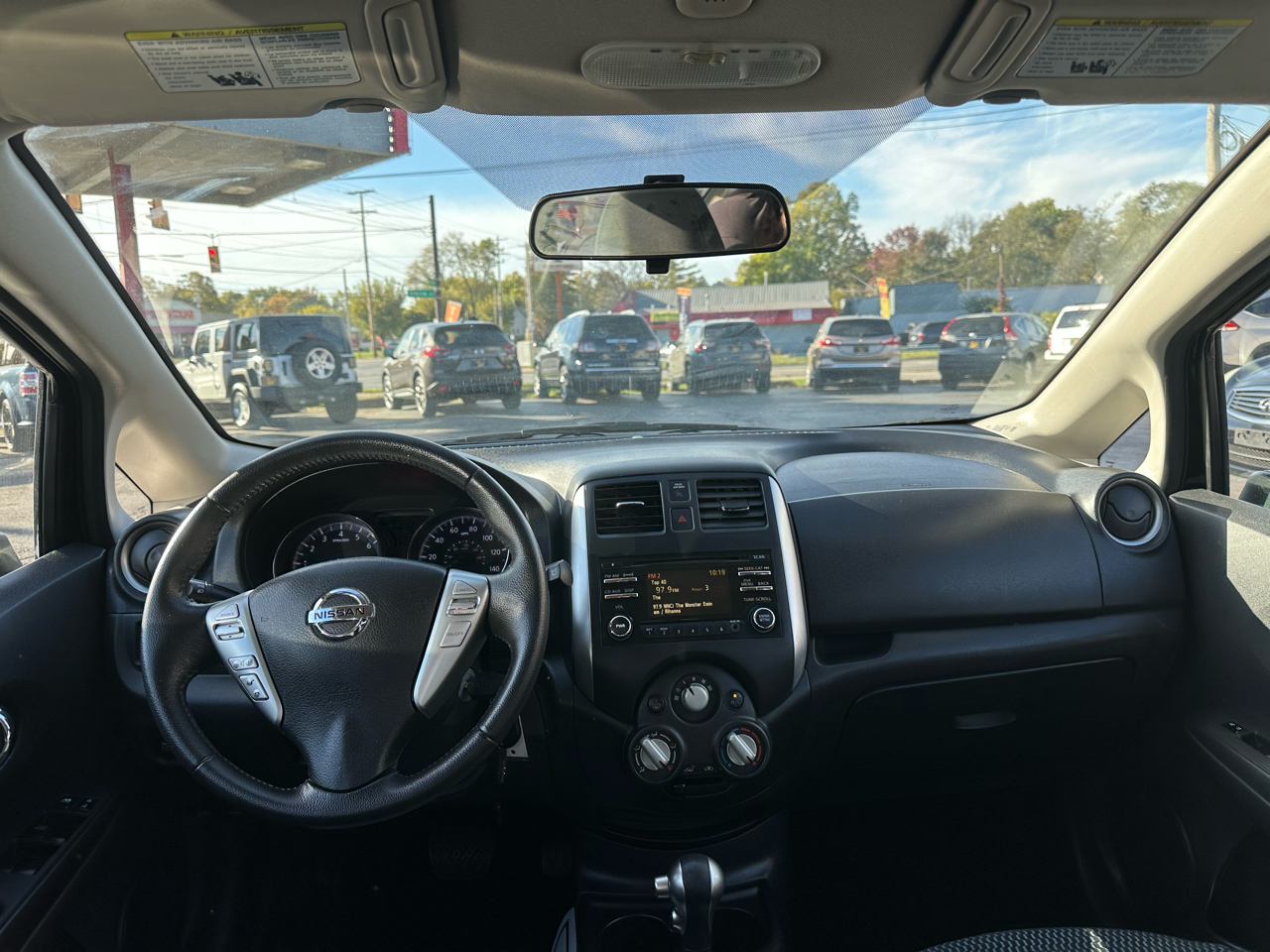 Nissan Versa Note 5dr HB CVT 1.6 SV 2014 Nissan Versa Note 5dr HB CVT 1.6 SV 2014