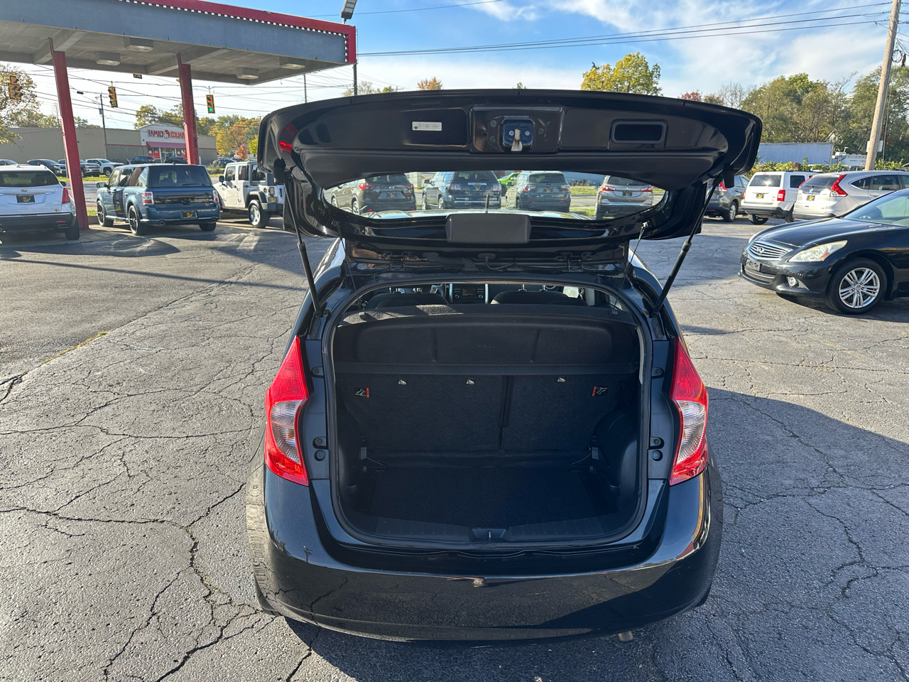 Nissan Versa Note 5dr HB CVT 1.6 SV 2014 Nissan Versa Note 5dr HB CVT 1.6 SV 2014