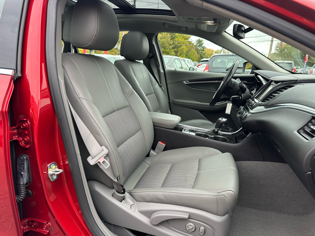 Chevrolet Impala 4dr Sdn LT w/2LT 2014 Chevrolet Impala 4dr Sdn LT w/2LT 2014