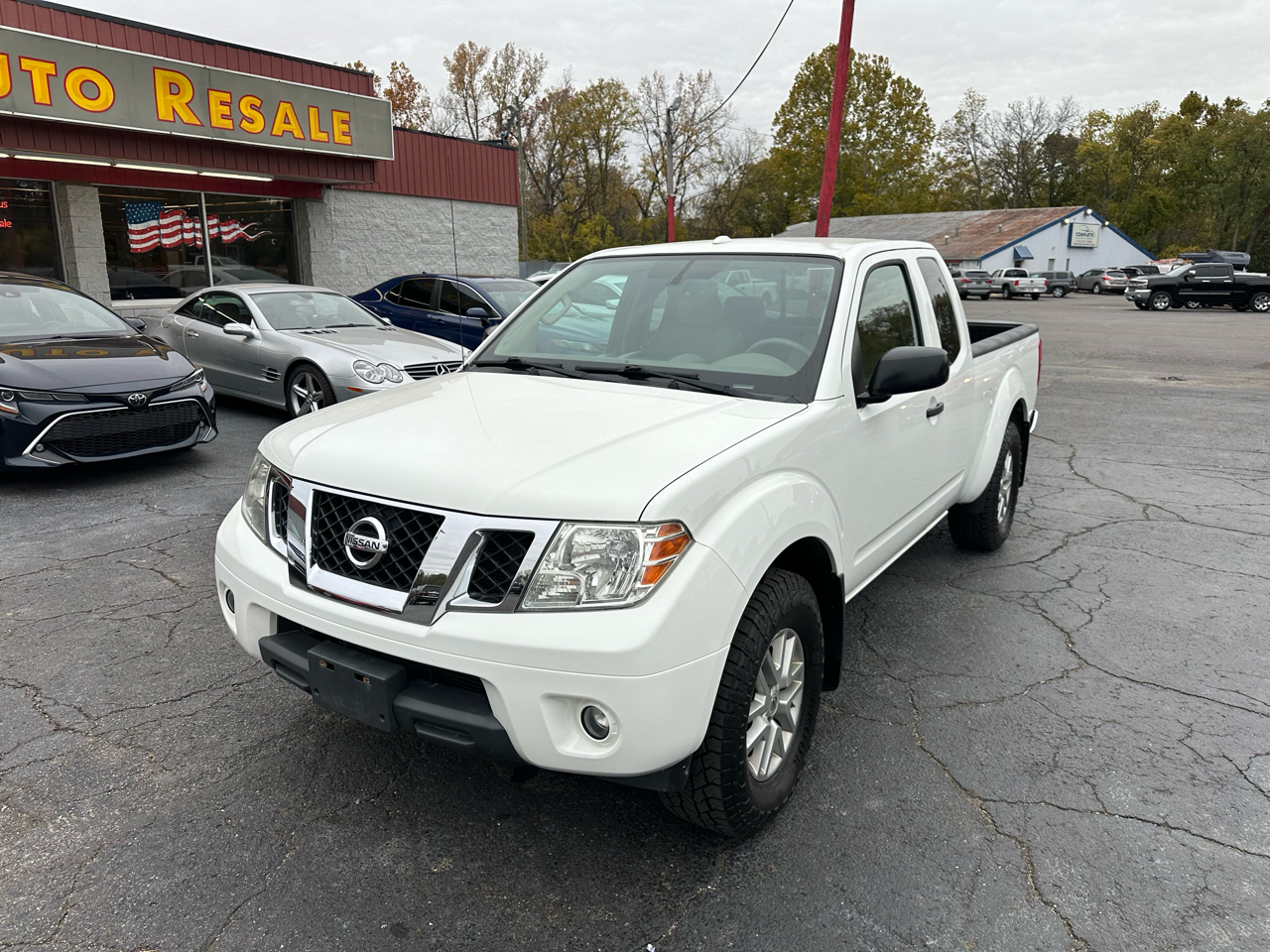 Nissan Frontier 4WD King Cab Auto SV 2015 Nissan Frontier 4WD King Cab Auto SV 2015