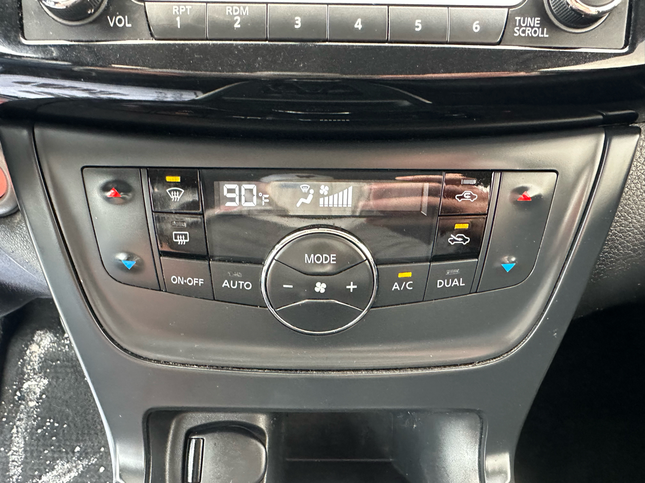 Nissan Sentra SV CVT 2018