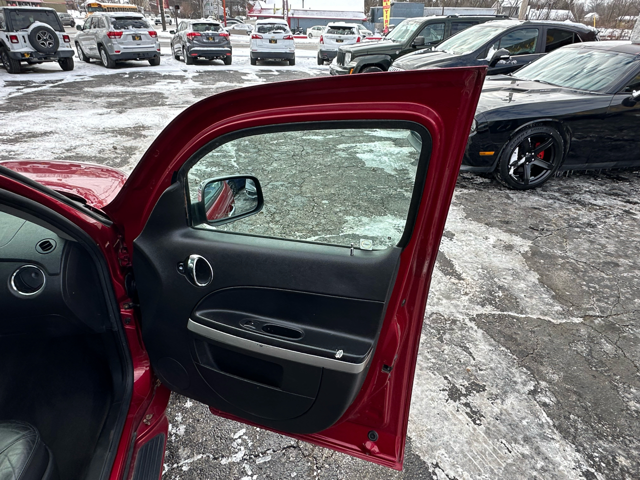 Chevrolet HHR FWD 4dr LT w/2LT 2011