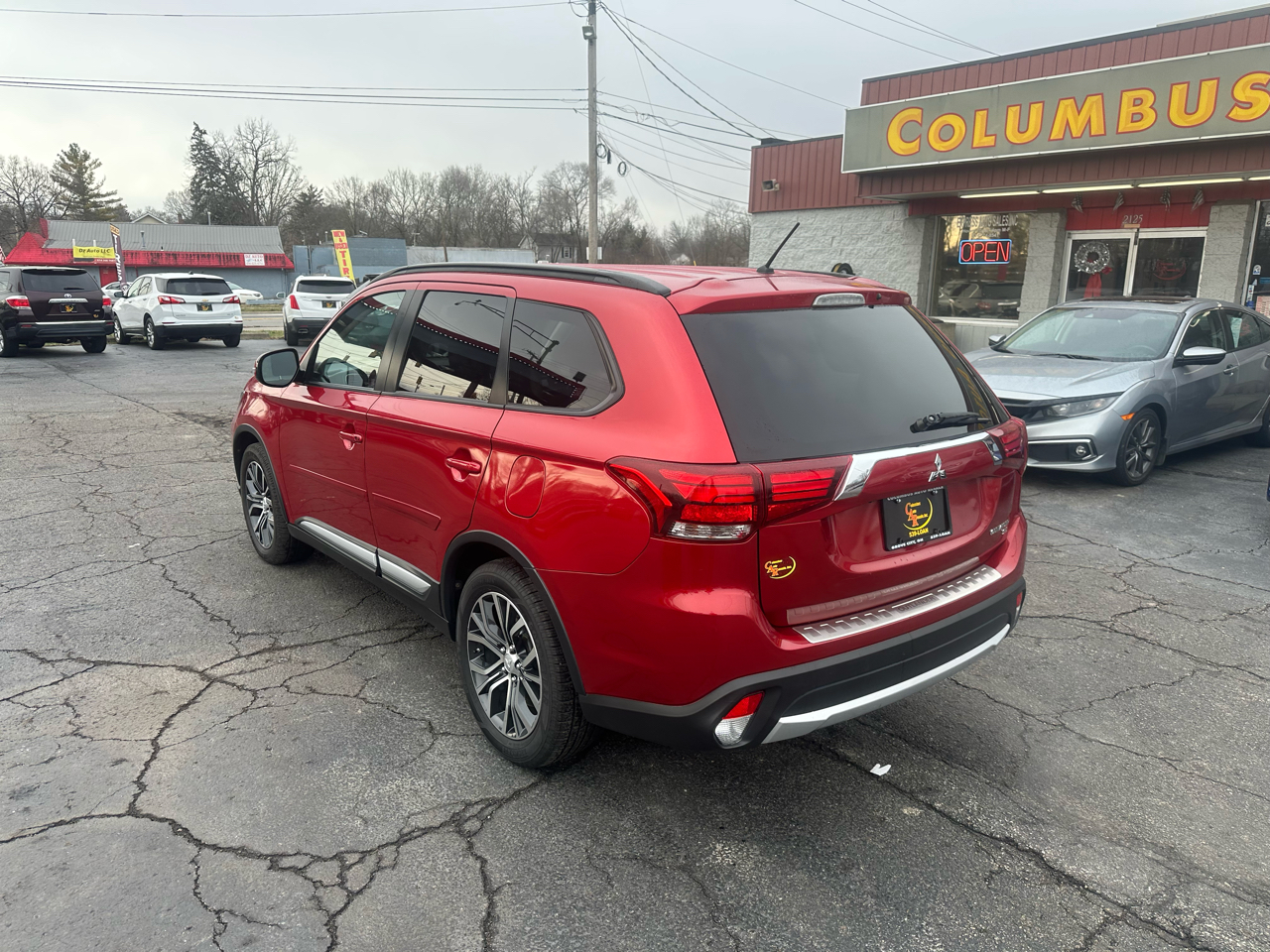 Mitsubishi Outlander SEL FWD 2016